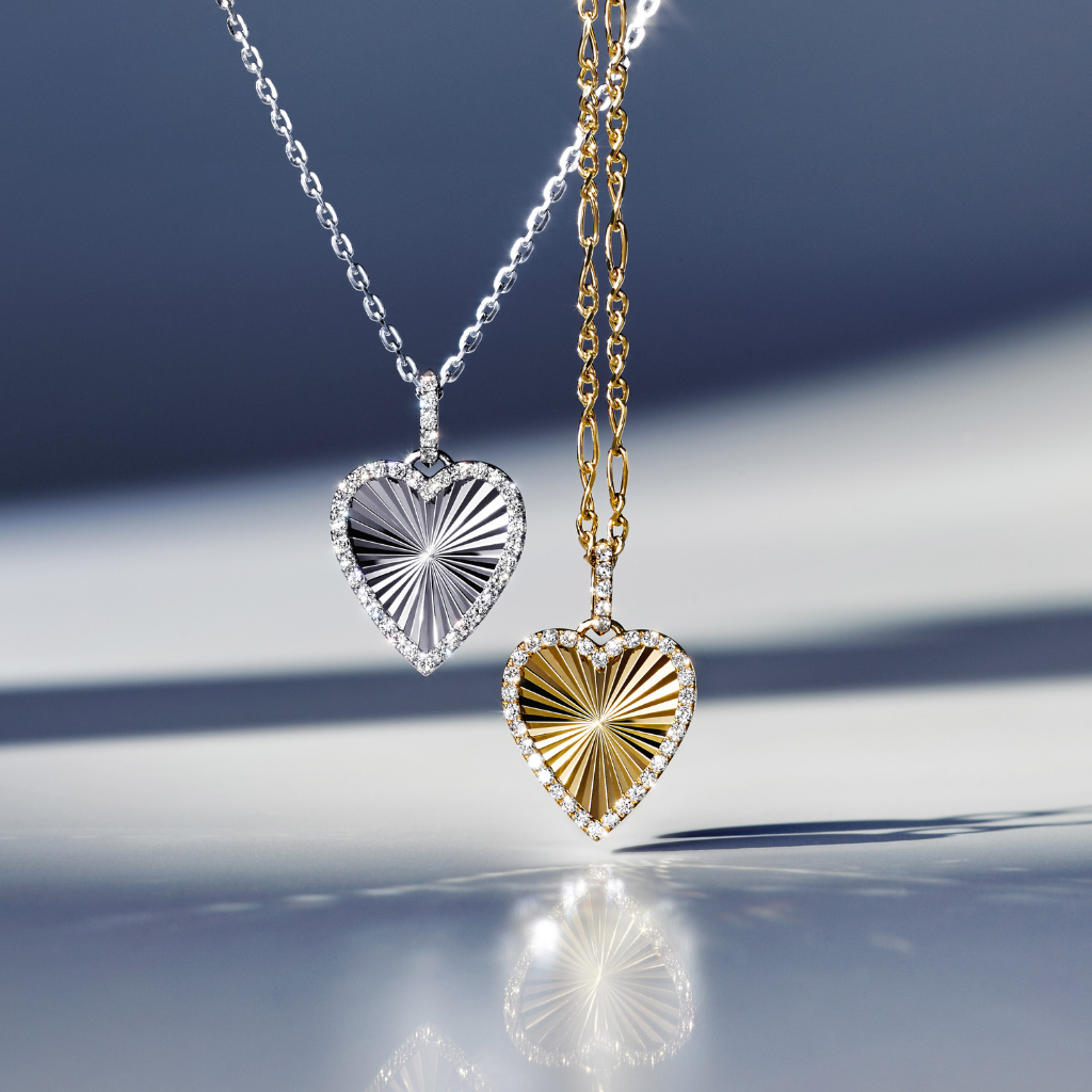 <NEW MODEL> DIAMOND ETCHED HEART