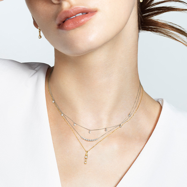 DIAMOND STATION NECKLACE