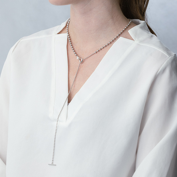 BALL T-BAR NECKLACE