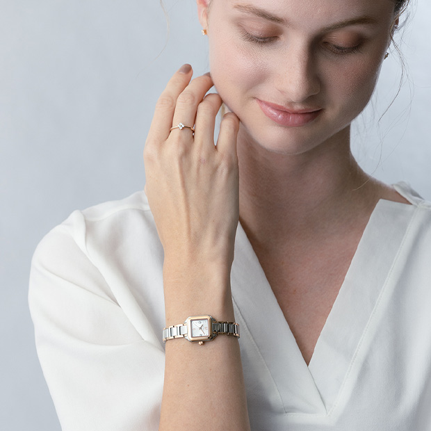 DIAMOND SQUARE WATCH