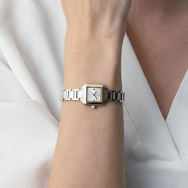 DIAMOND SQUARE WATCH