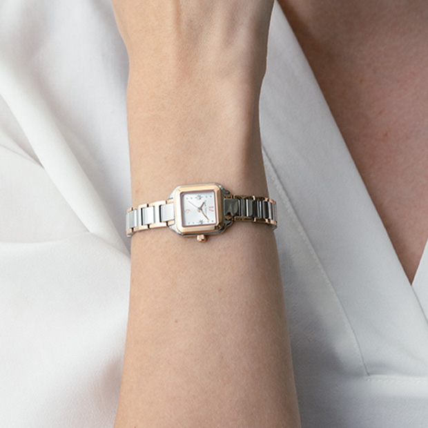 DIAMOND SQUARE WATCH