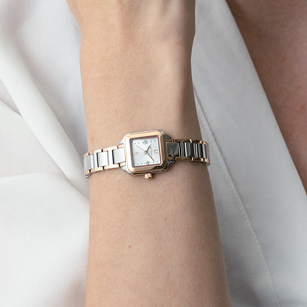 DIAMOND SQUARE WATCH