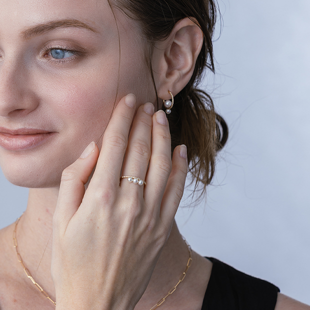 DIAMOND & BABY AKOYA RING
