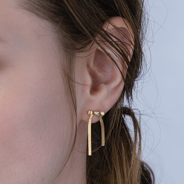 DIAMOND BOW