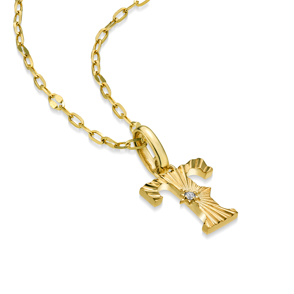 ETCHED INITIAL CHARM (T)
